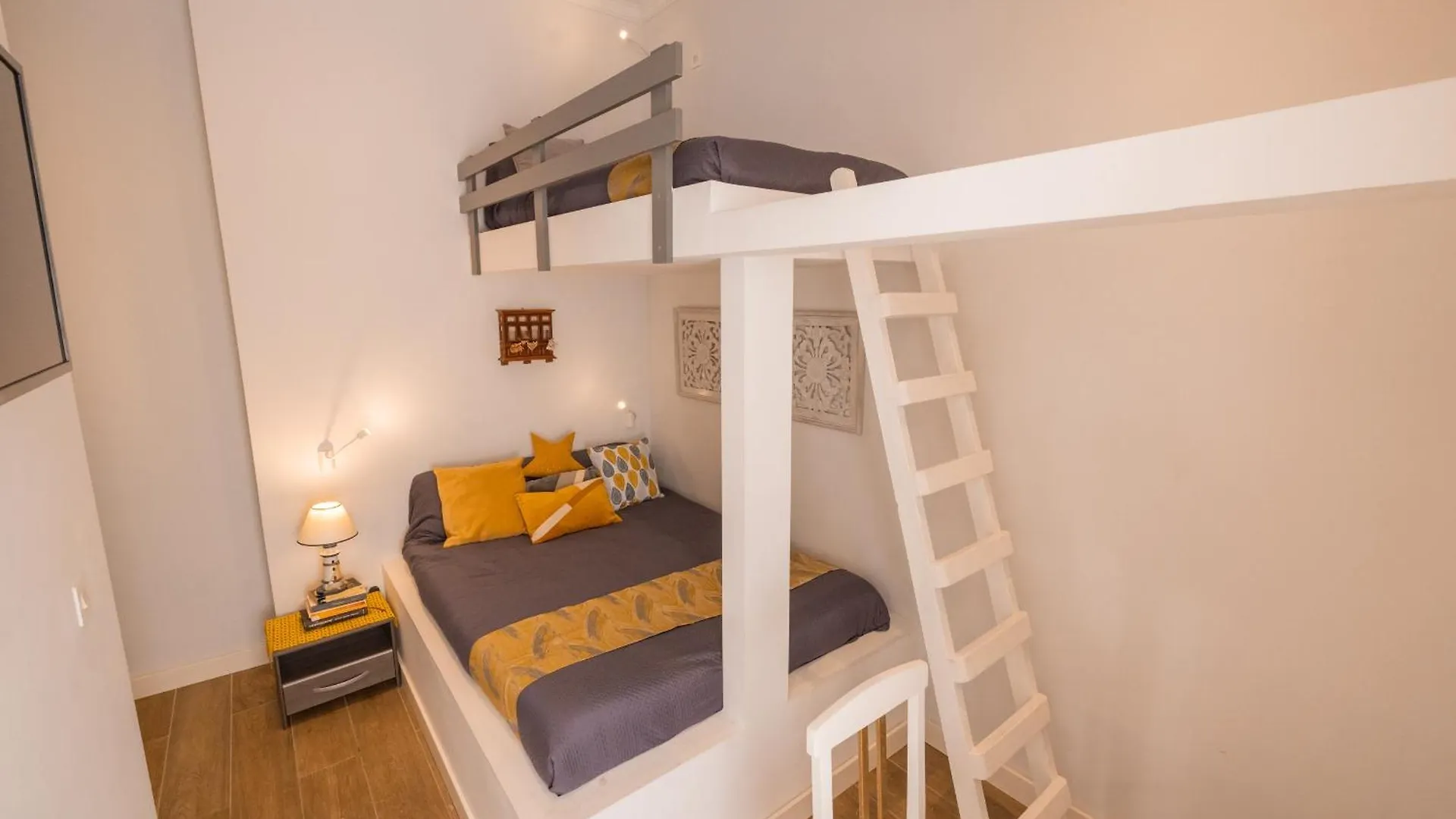 Homestay Encanto Townhouse Sliema